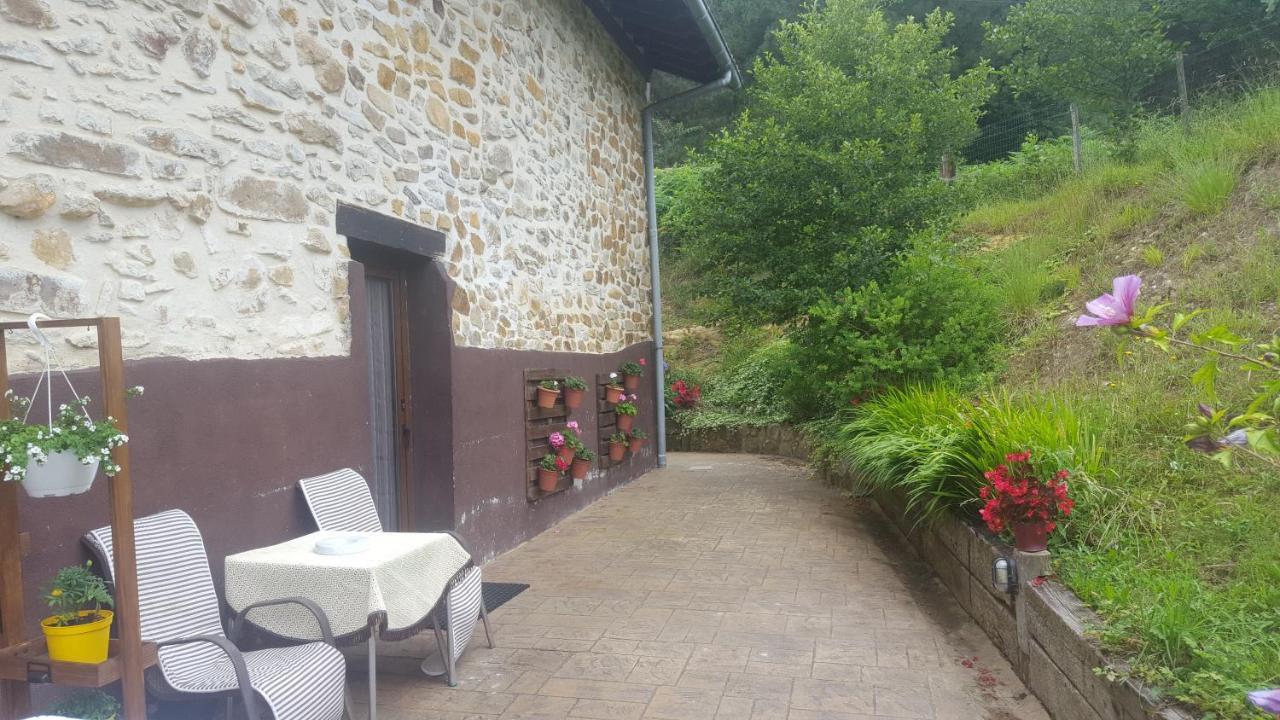 Apartamentos Rurales Larrago Busturia Bagian luar foto